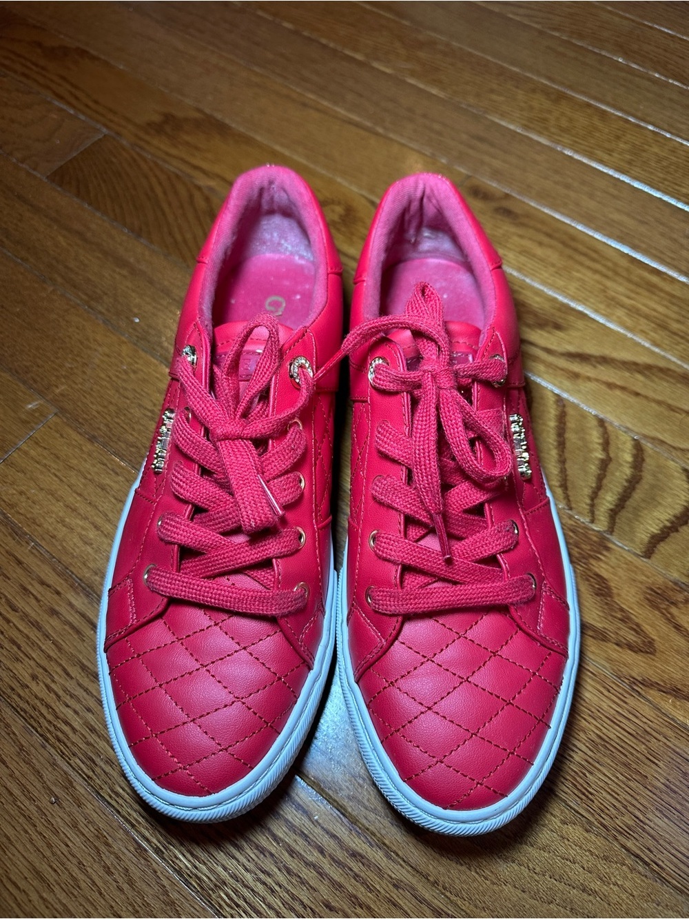 GUESS Women's Loven Red Sneaker Size 10M